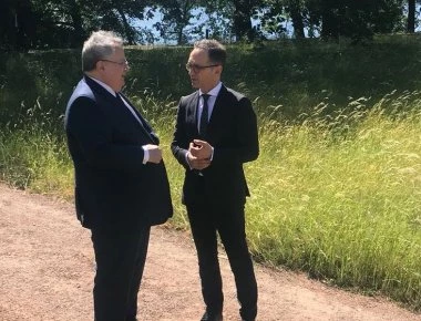 Γερμανός ΥΠΕΞ: Μεγάλος σεβασμός στην ελληνική κυβέρνηση - Η Ελλάδα μπορεί πλέον κάπως να «ανασάνει»